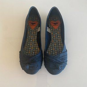 Rocket Dog Memories Flat Navy Silk Size 8